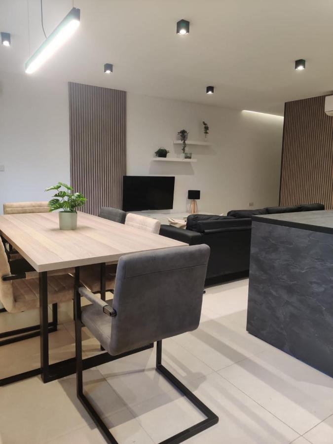 Qawra Apartment Сент-Полс-Бей Экстерьер фото